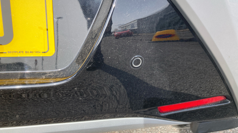 Toyota Aygo 1.0 VVT-i X-Play 5dr x-shift Petrol Hatchback